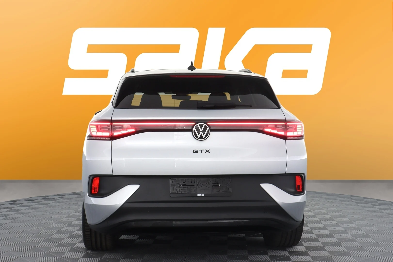 Car Image - 6QL8slahK0DDufe0LC897v