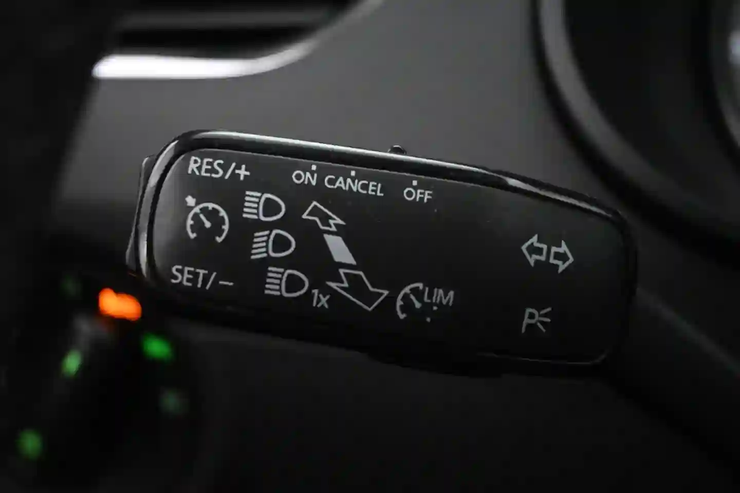 Car Image - 2SaPg6IZUVKnWmLFuAOvNn