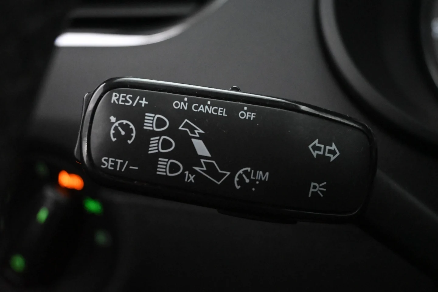 Car Image - 2SaPg6IZUVKnWmLFuAOvNn