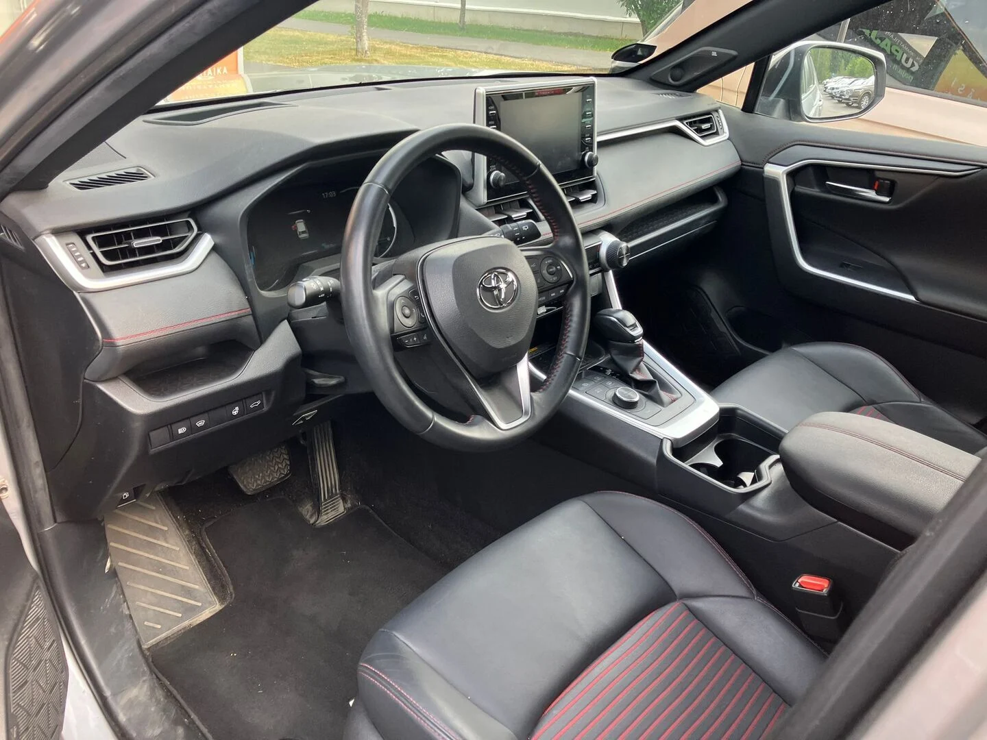 Car Image - 4i777baKx2i0tLP3OSaaiX