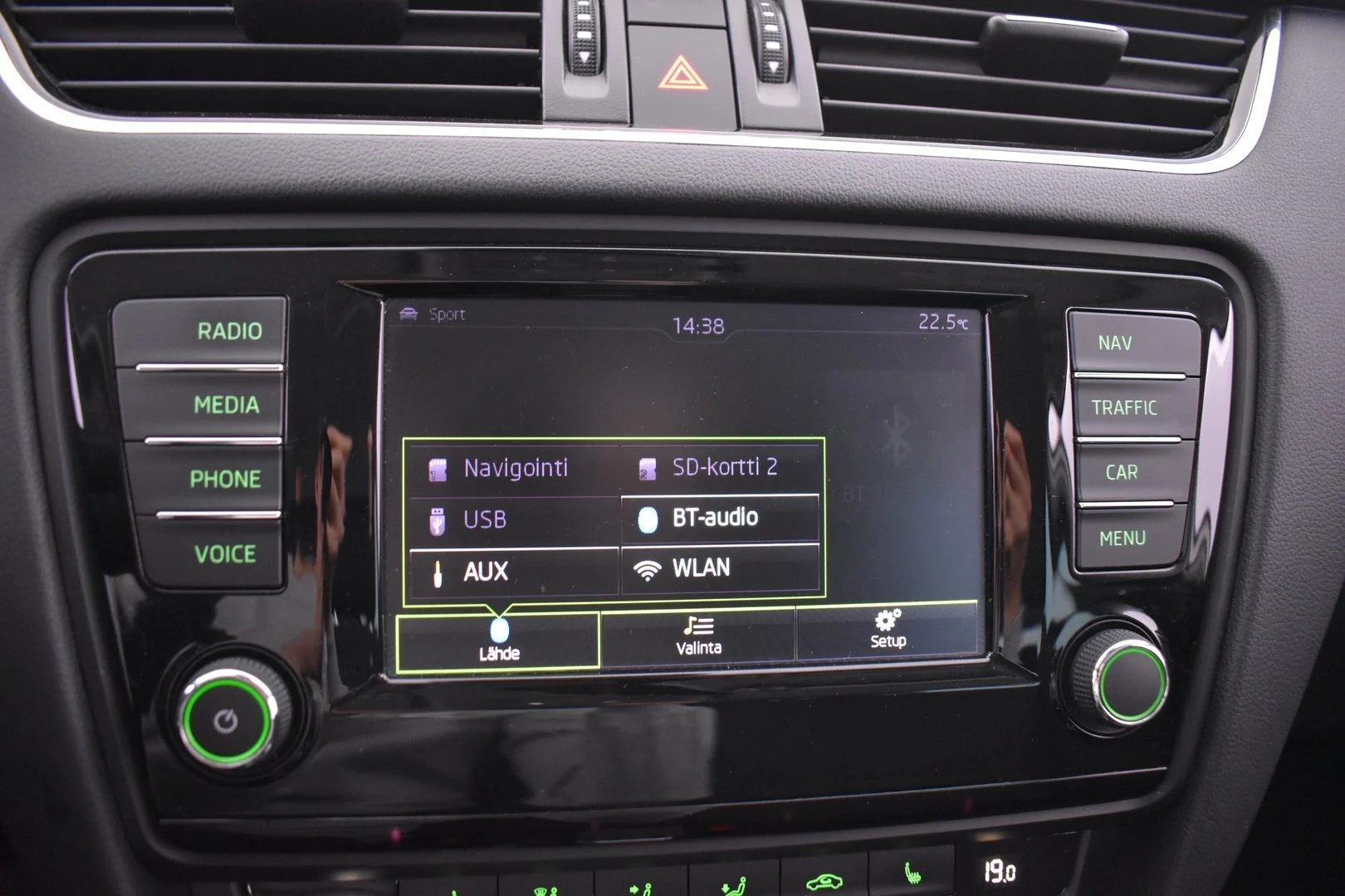 Car Image - 16l94U2oEwTNfx0UoTmARB