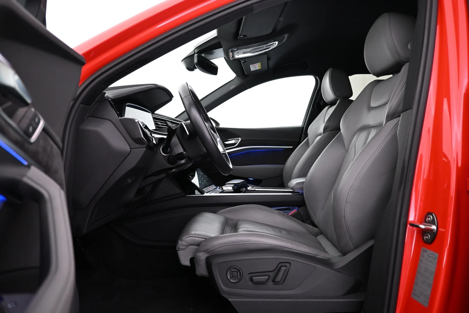 Car Image - 4mwM6ar2ewL1793njVjePl