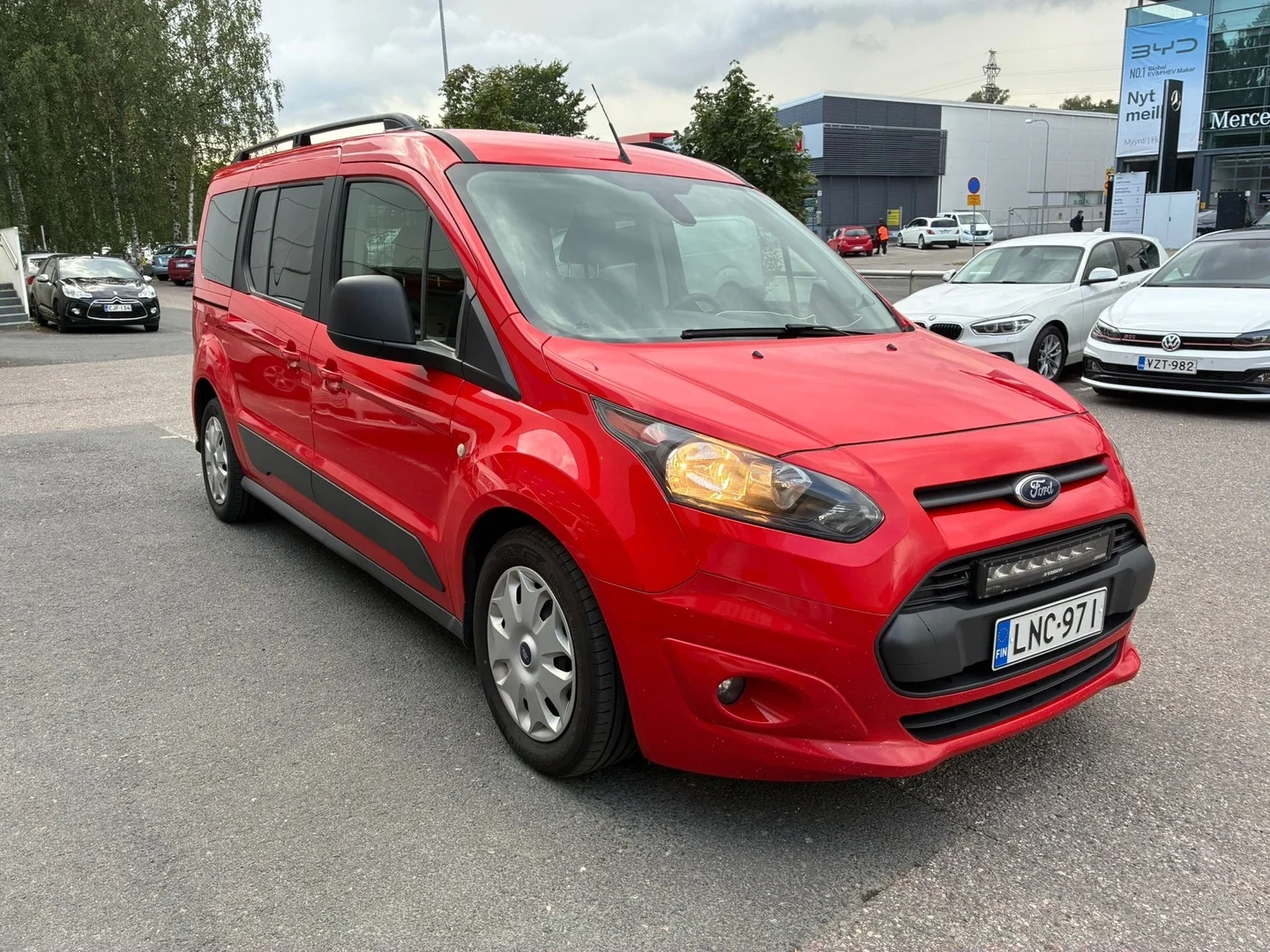 Car Image - bJVRiL4dlvUg3sm0Oyk5k
