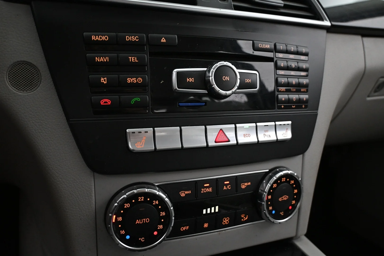 Car Image - 1QNdaYU7elKGLg3L3Yfakx