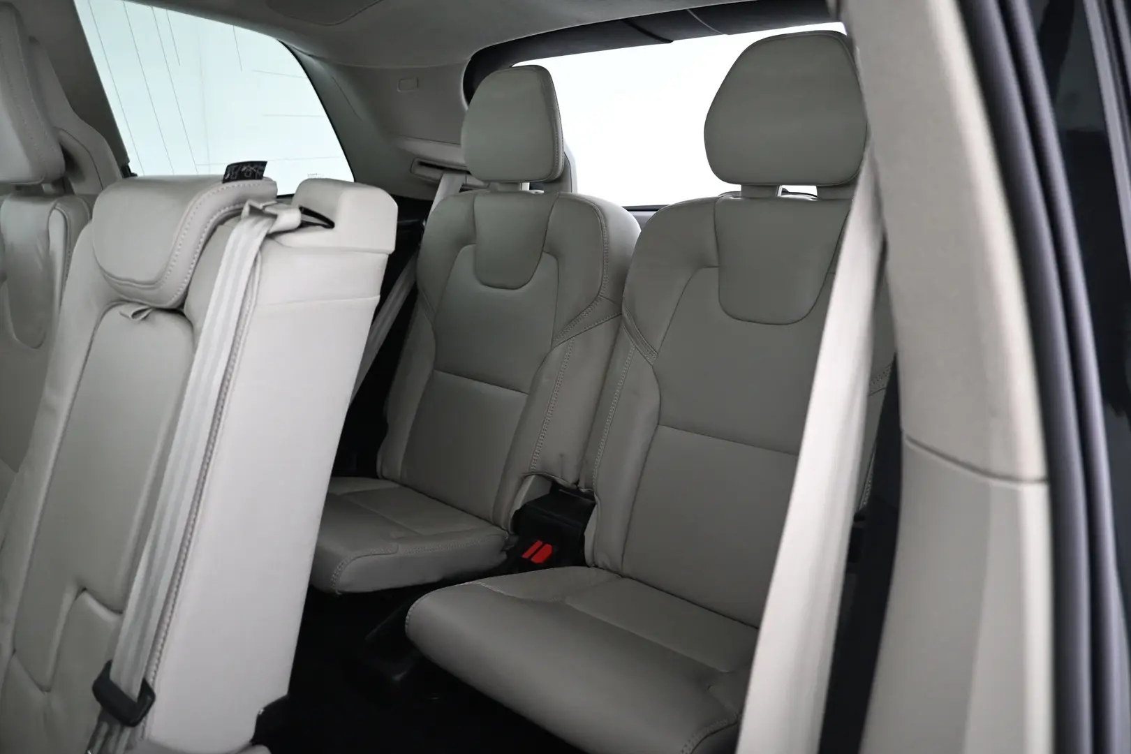 Car Image - 4ZqDTRsvlGS4CrOULpnCnd