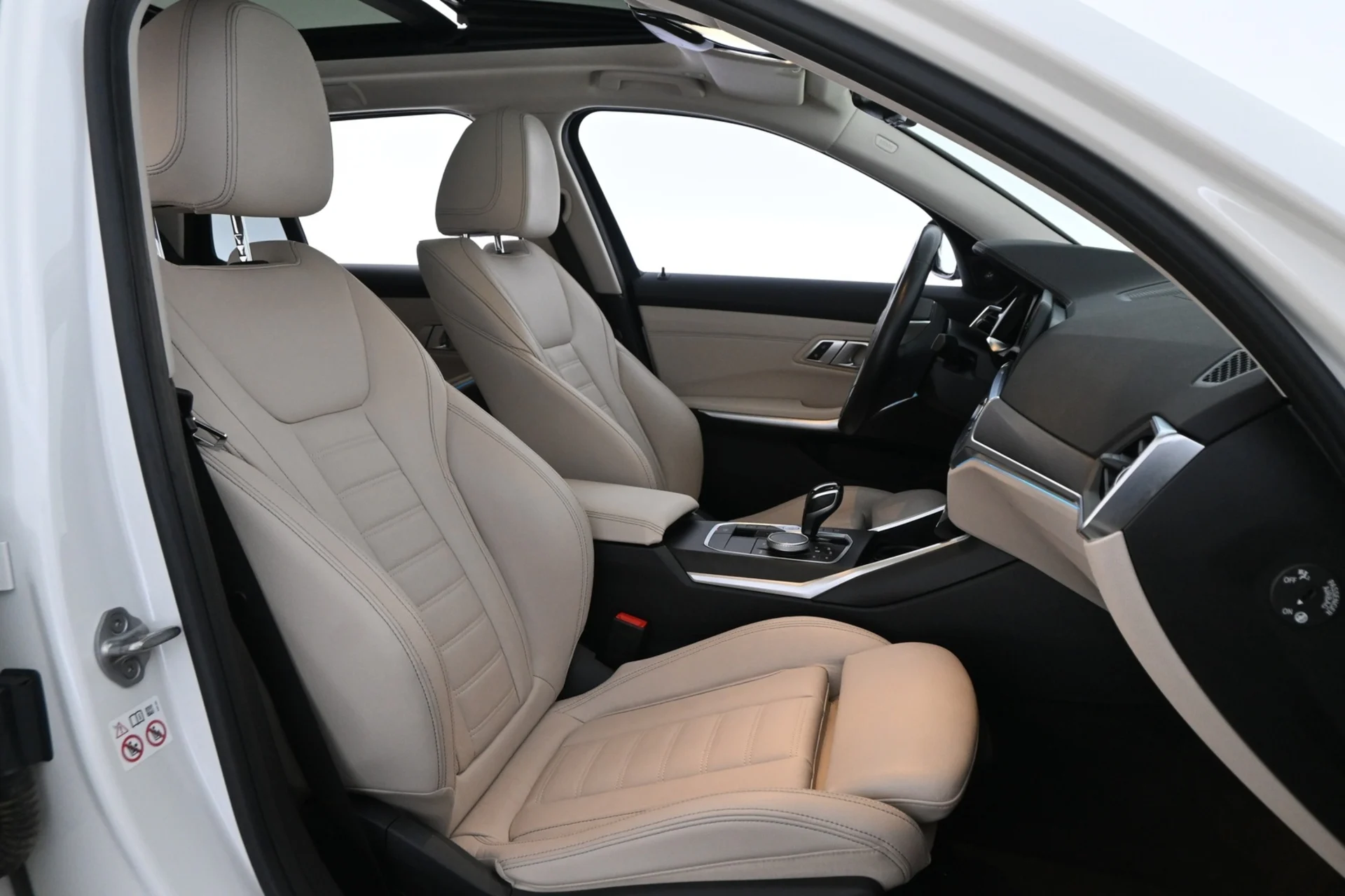 Car Image - 4U20OIdKq4iWmMTbx9bcyM