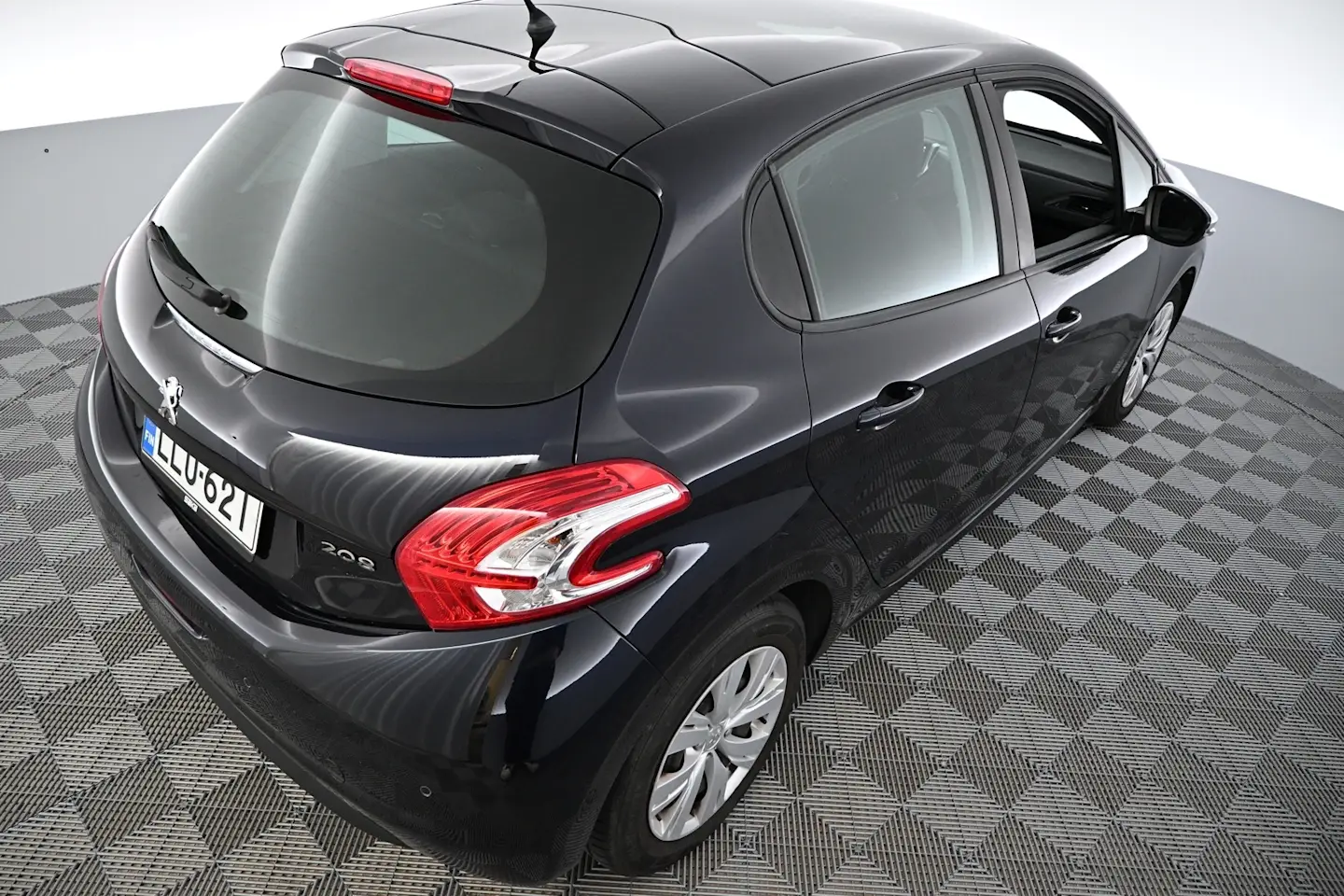 Car Image - 51L90vu2rv3nh4kdtXO5qy