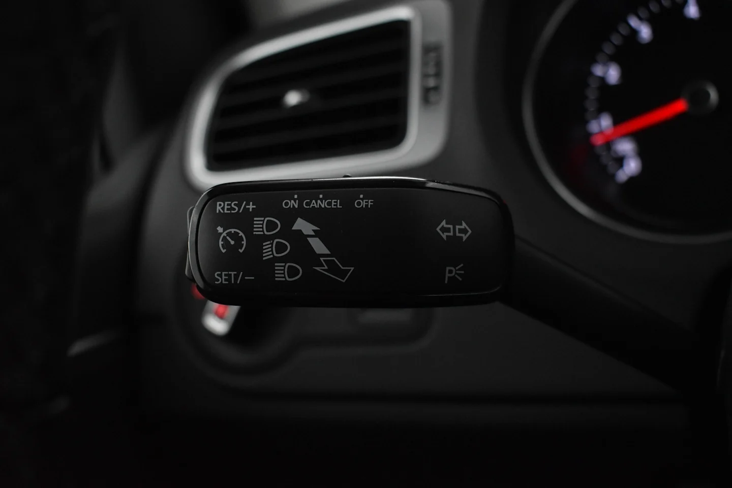 Car Image - 34M4GDrKCqfHorDEJ6edgA