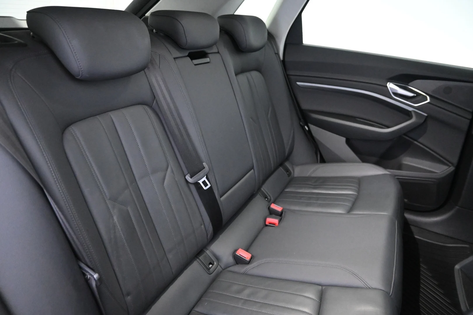 Car Image - 6DlojBzSH0IRbx6enEV7Hz