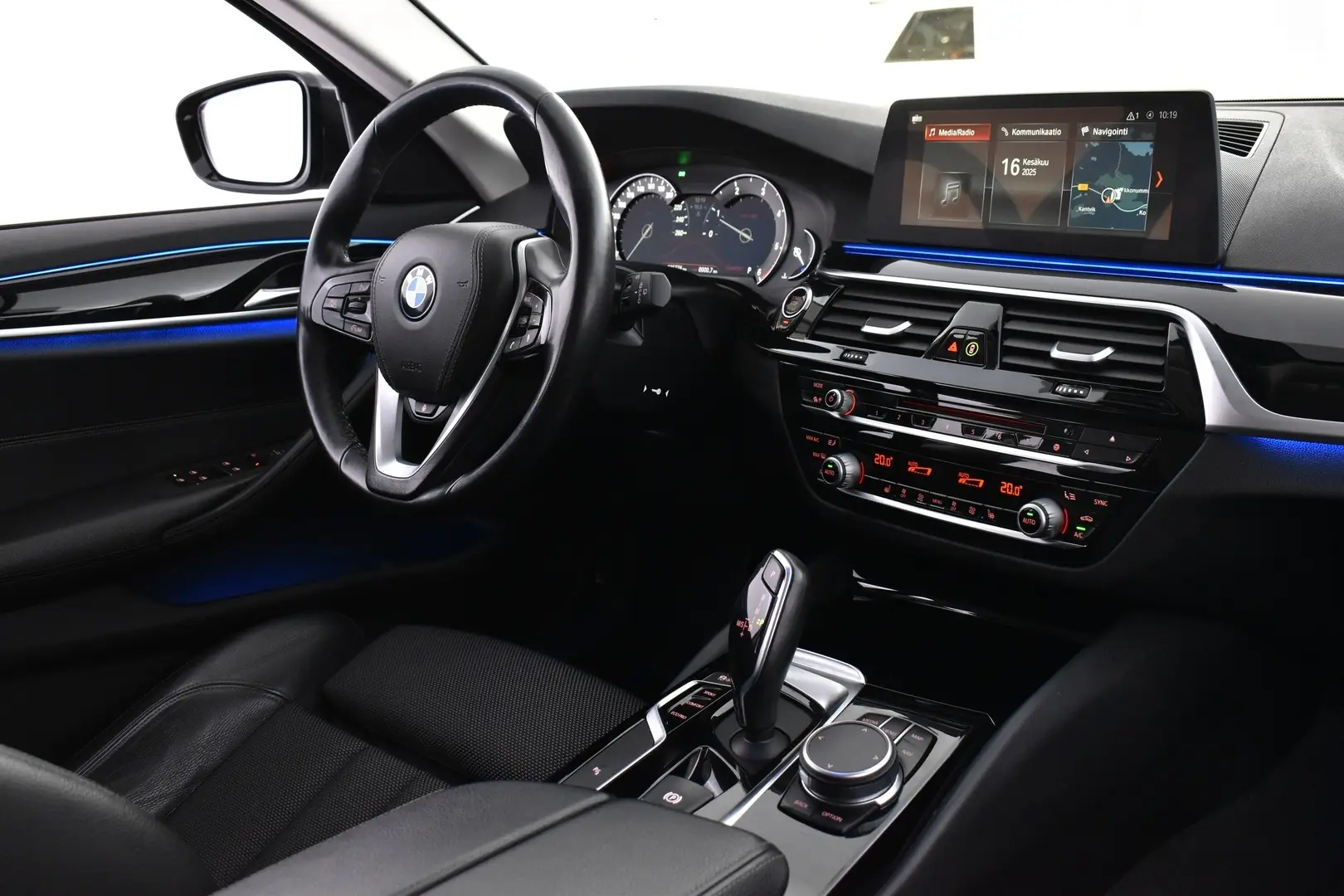 Car Image - JmeRkdVXba4lr2XKBFfdE