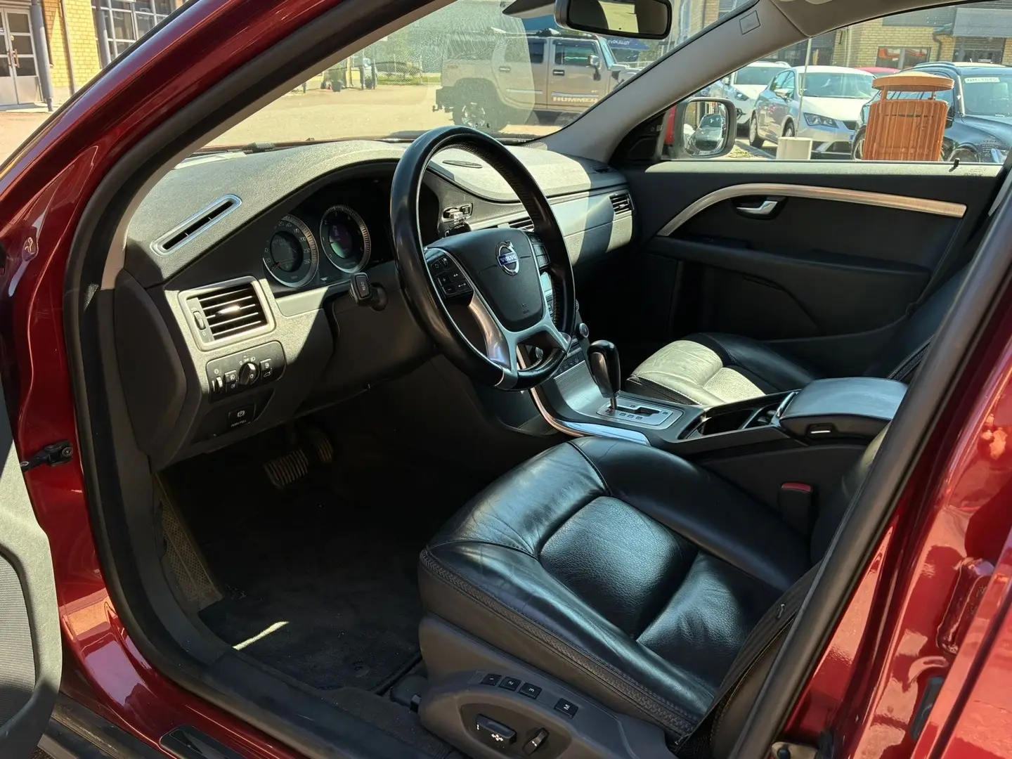 Car Image - 4tXisYY7eLR5brQA3VMGpx