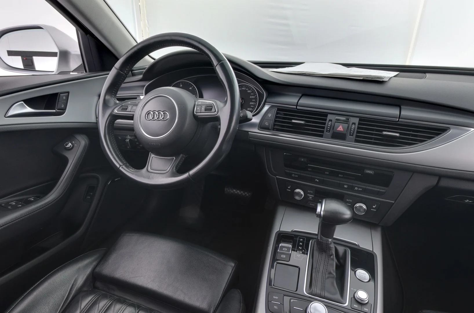 Car Image - 3Kcf3QGLk8PLLW0SEumANj