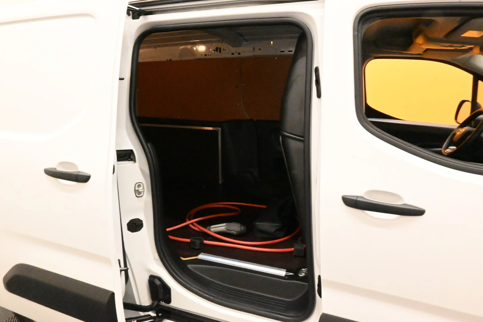 Car Image - 19AdhDJuGcD3G3cTrdVe6l