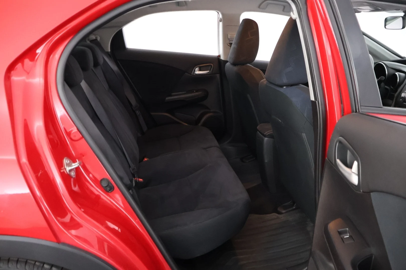 Car Image - 2uZkXKCOPq7WA2OaEs1jOr