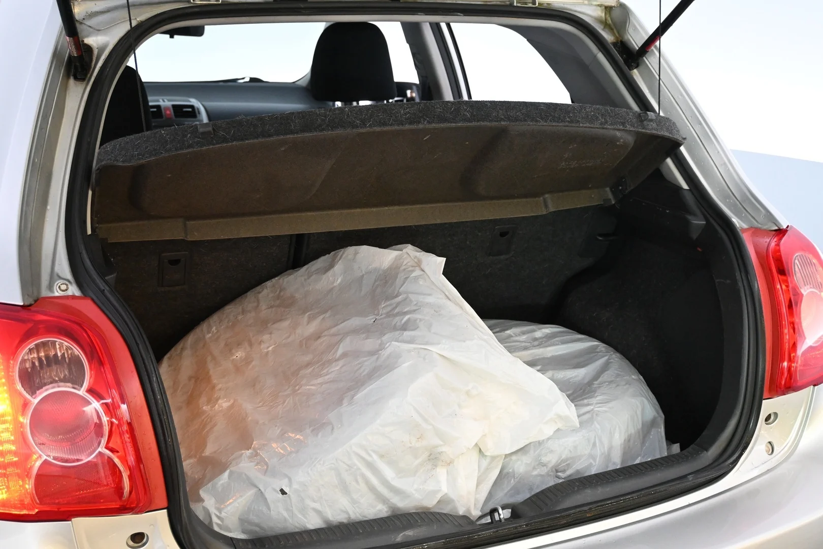 Car Image - 1Db0C5I5uAzceTQF2syVKU
