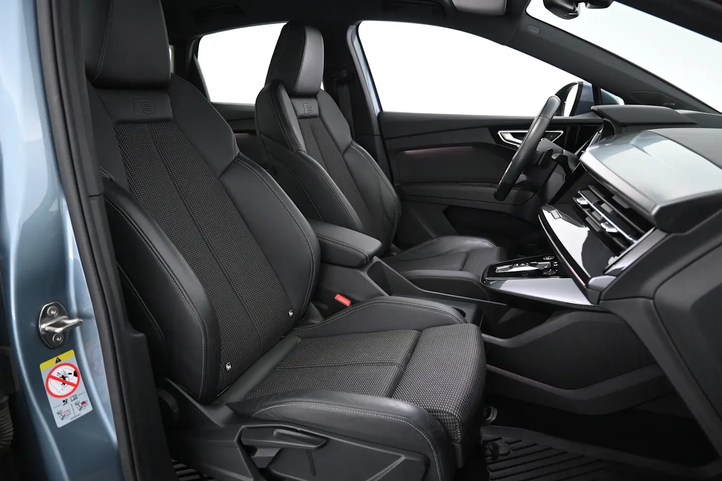 Car Image - 6bKoh3k4skyUQ66rwybBYj