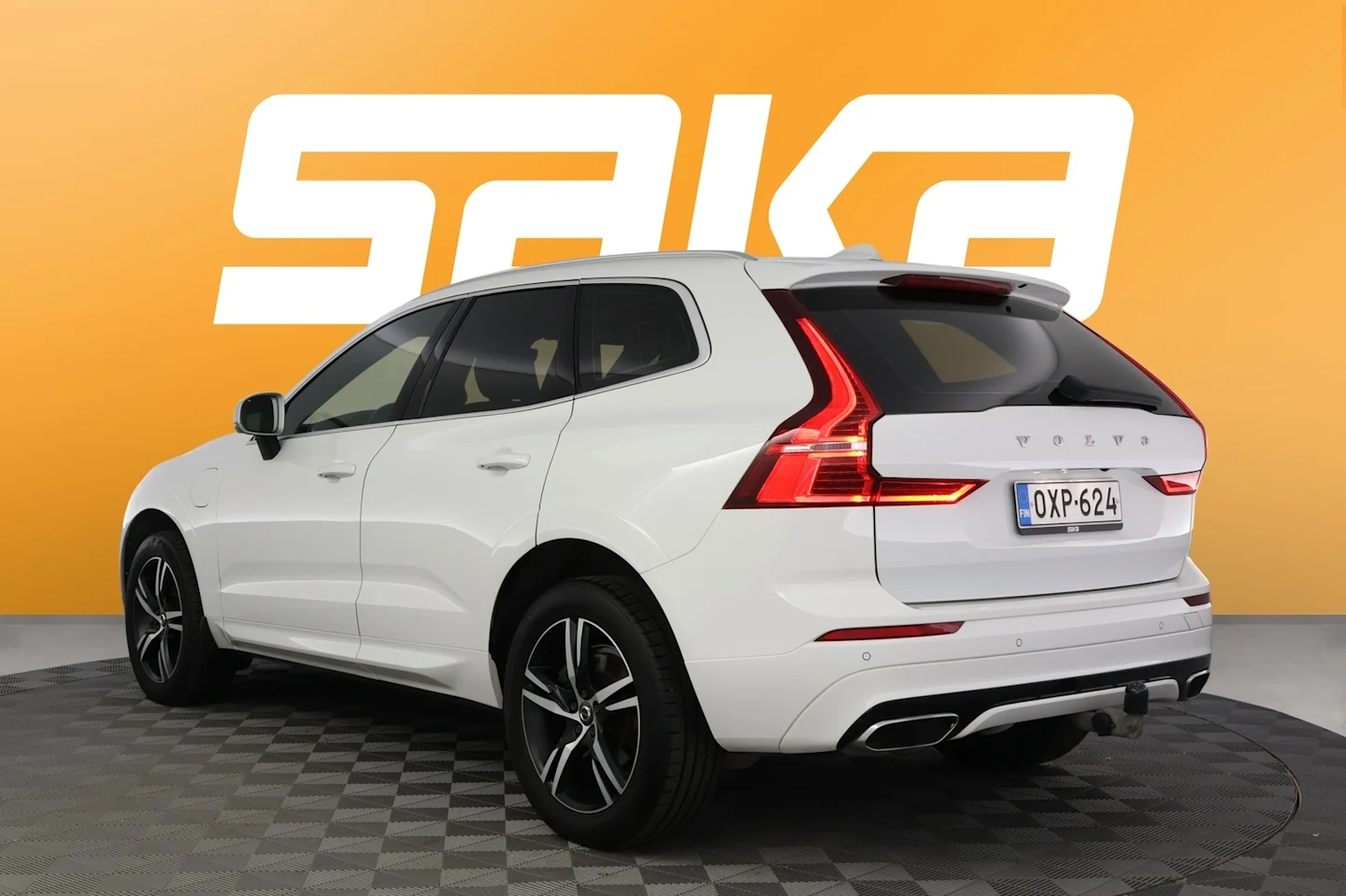Car Image - 2yzWV51XqvpmKeDQhAbJEq
