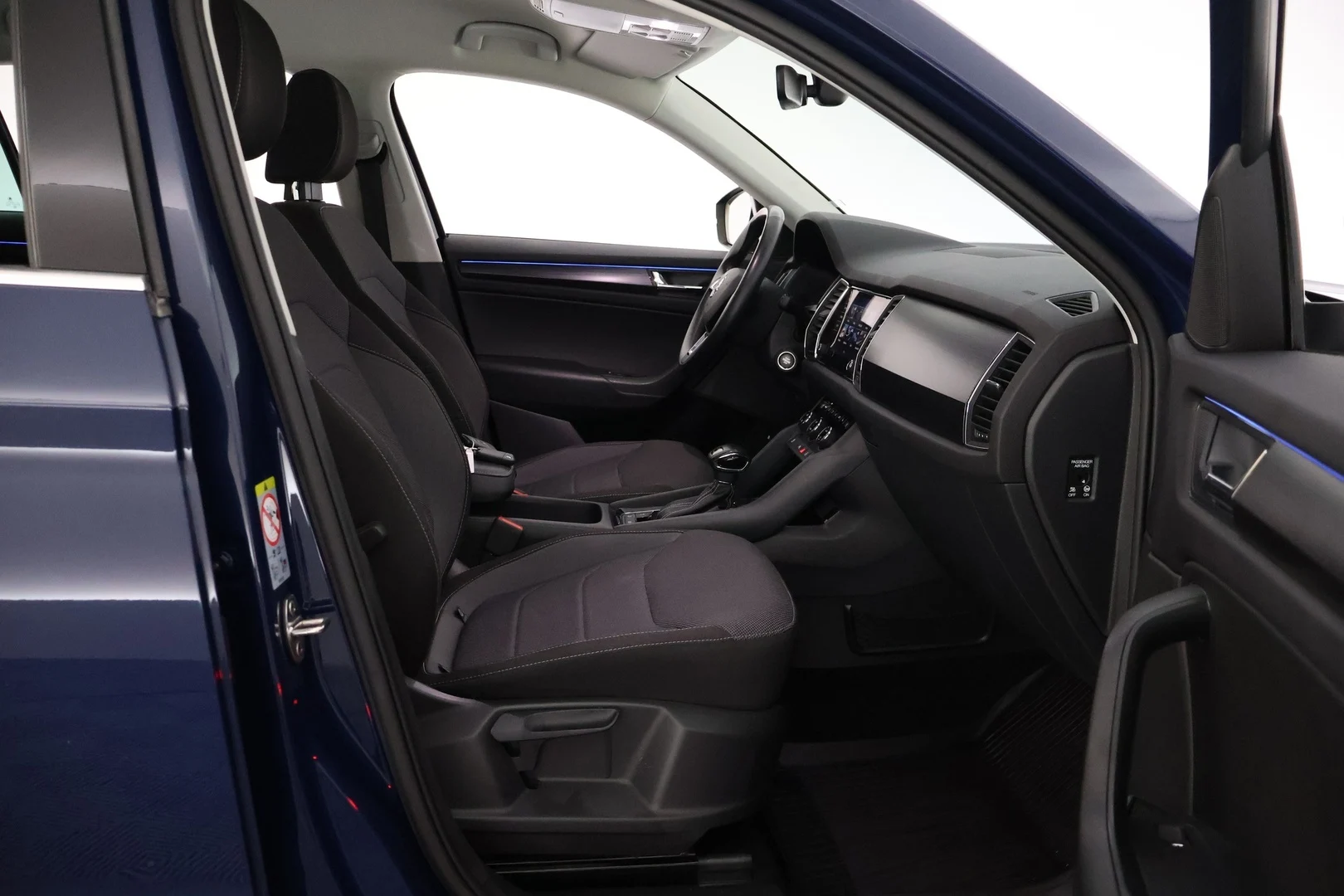 Car Image - 7uogmKNpzf2aIPJcpooVbm