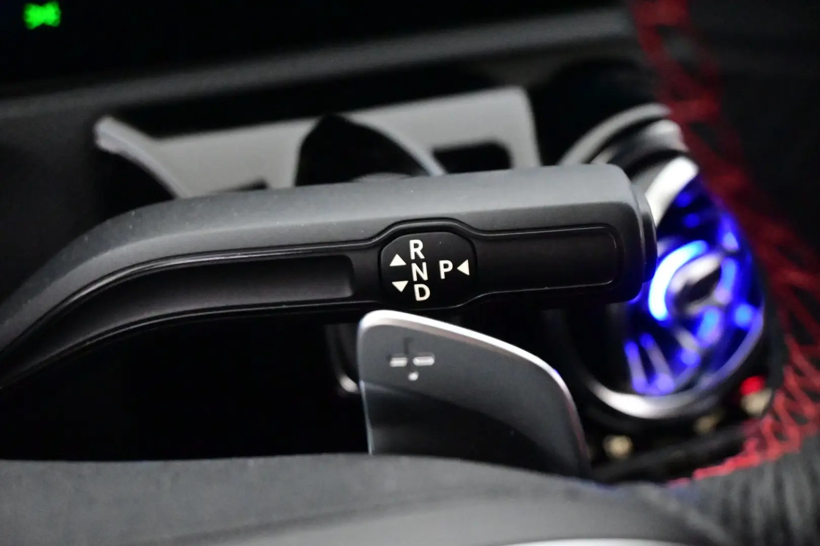 Car Image - 3e7RG8HleVXFt3MjgG4Dzu