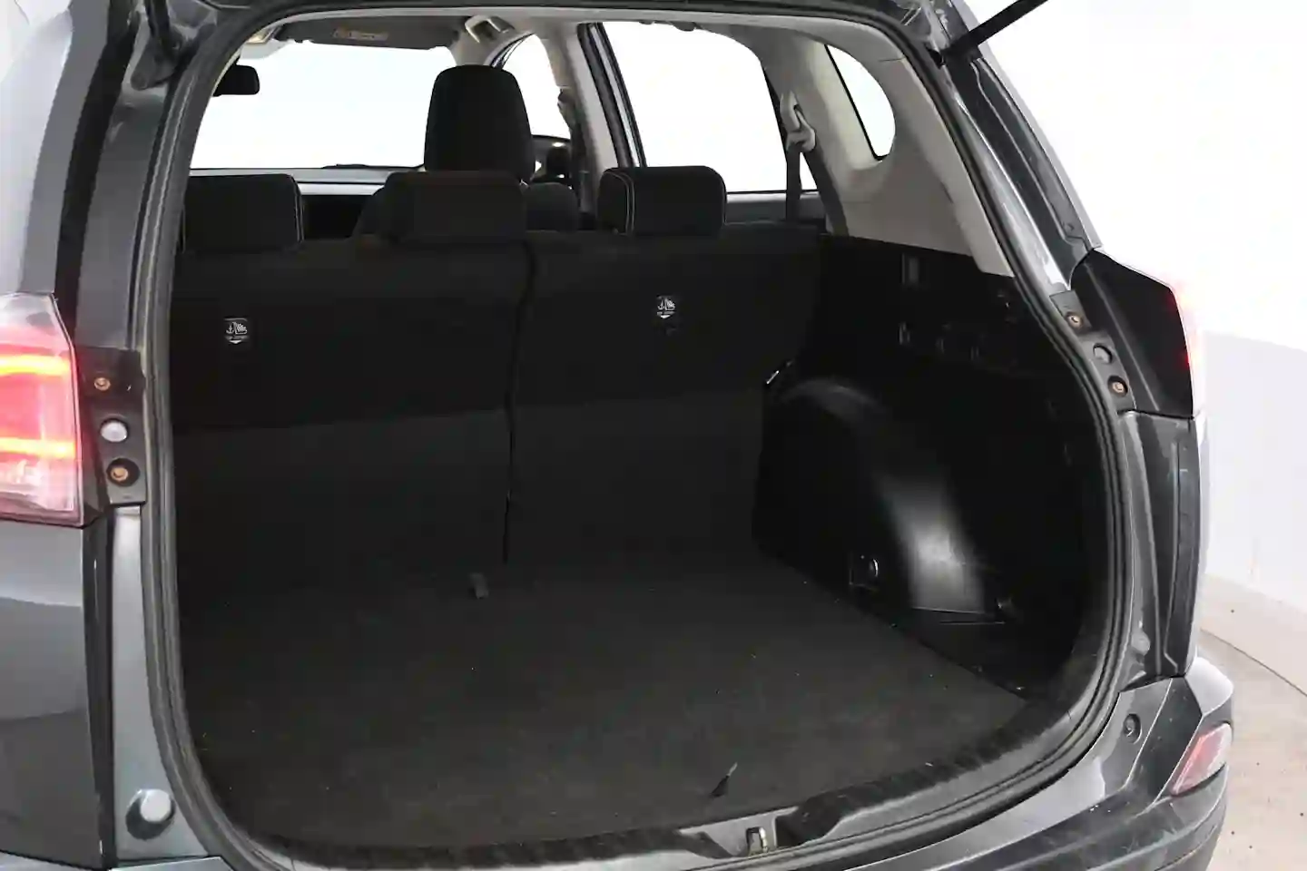 Car Image - 4dysCrkxrcamus2g51ecmc