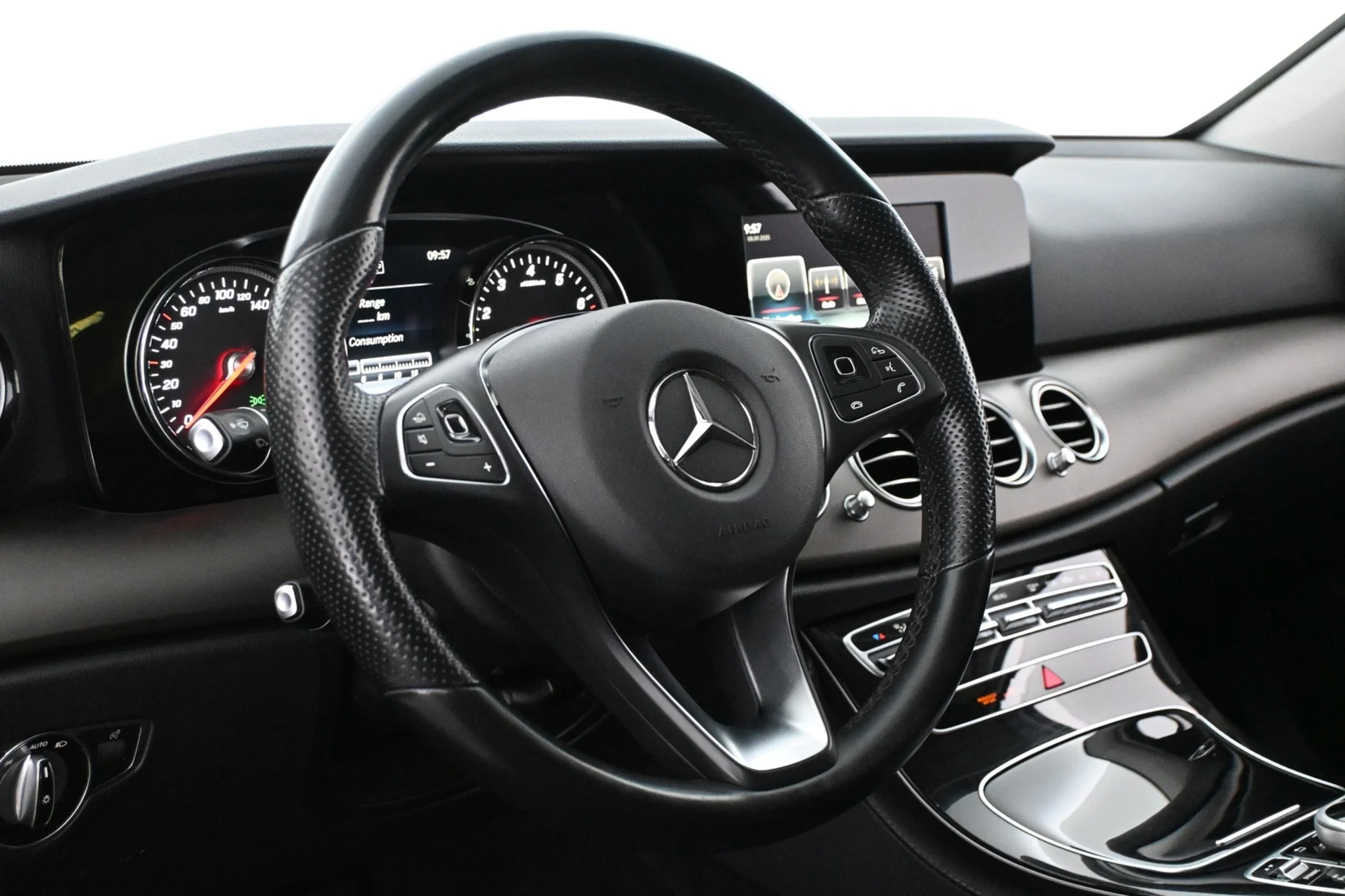 Car Image - 5DkdLWNkQQcC46QNSS8G3x