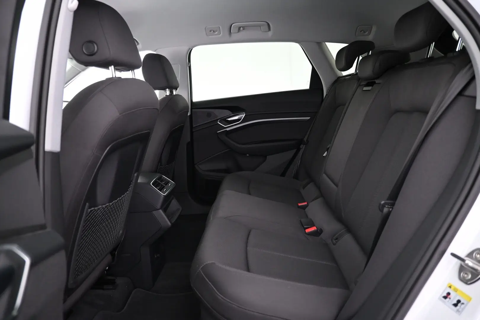 Car Image - 0cIK9AyctBKVLUmVHoLGu