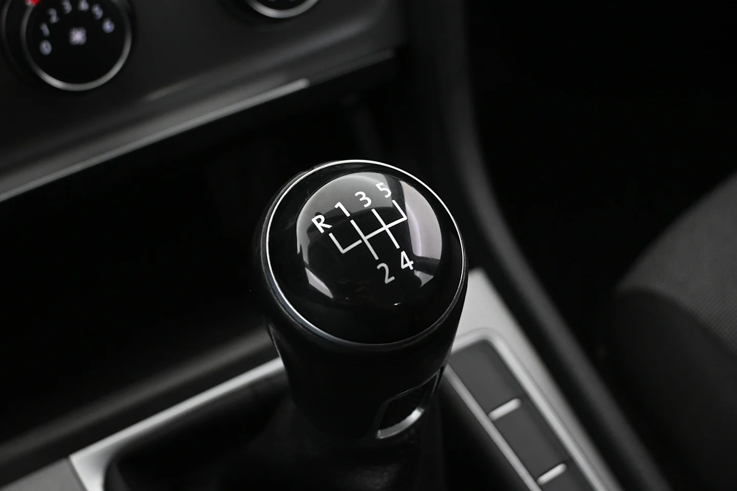 Car Image - 2yxUhVxltFYYS4N3SUoCmF