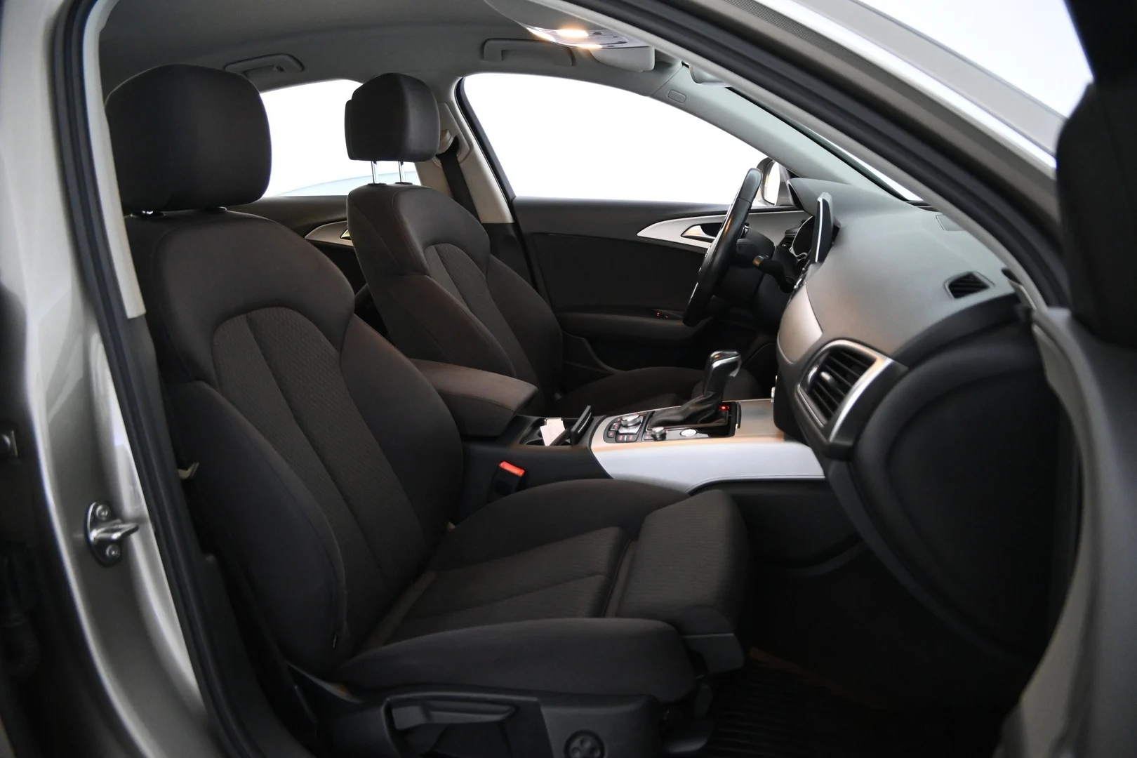 Car Image - 4vvQ2VLuYPqx6s87L23gSw