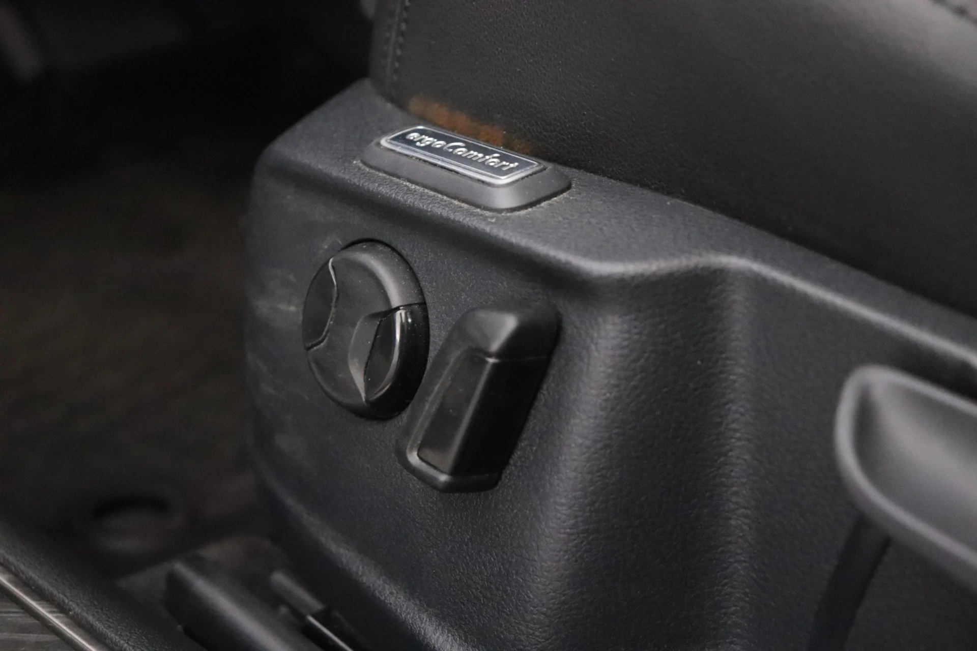 Car Image - yhpewGvviutgCvnj1lEMM