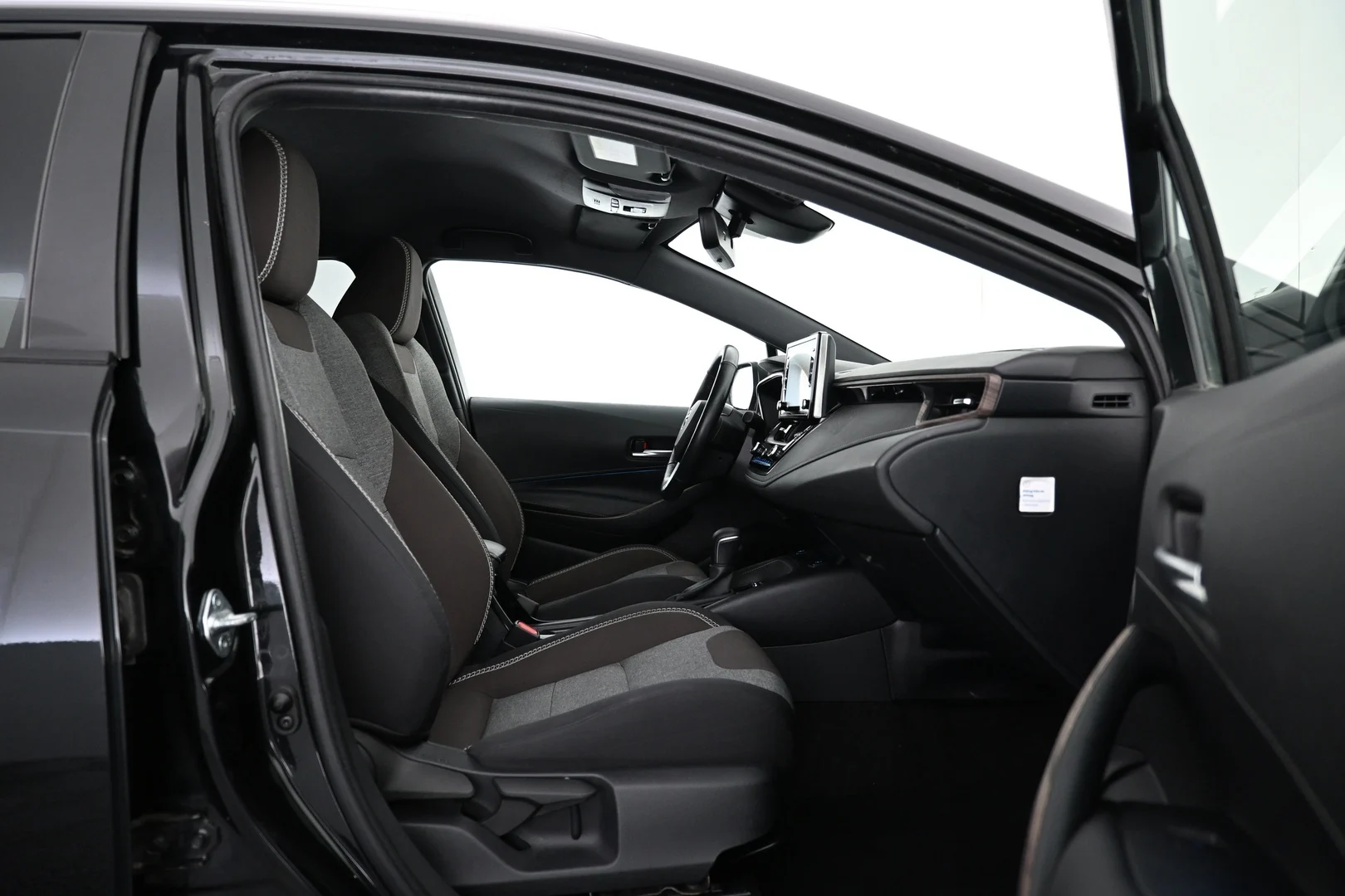 Car Image - 3beRCWsOgeAP58CIh6MfaO