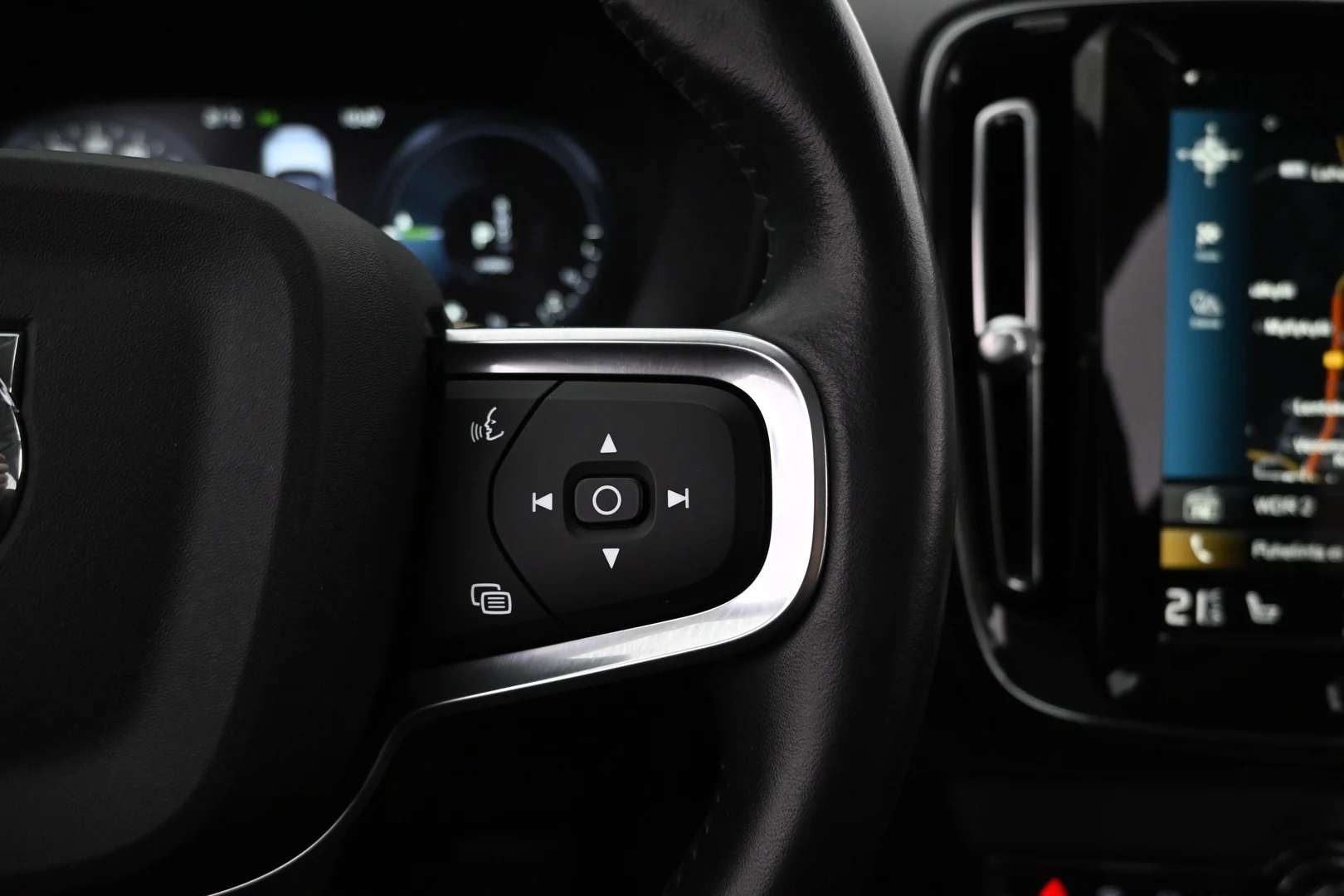 Car Image - 1OdpdsLmPjTIgsKU0TTWGK