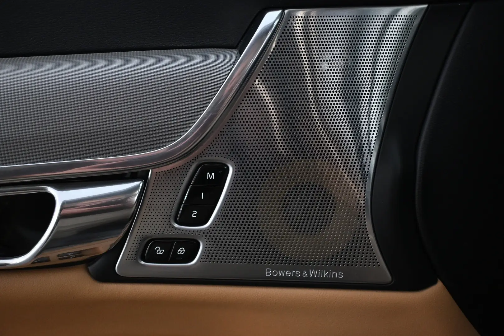 Car Image - 2kLJpdTRPefS0qQVbxAGRg
