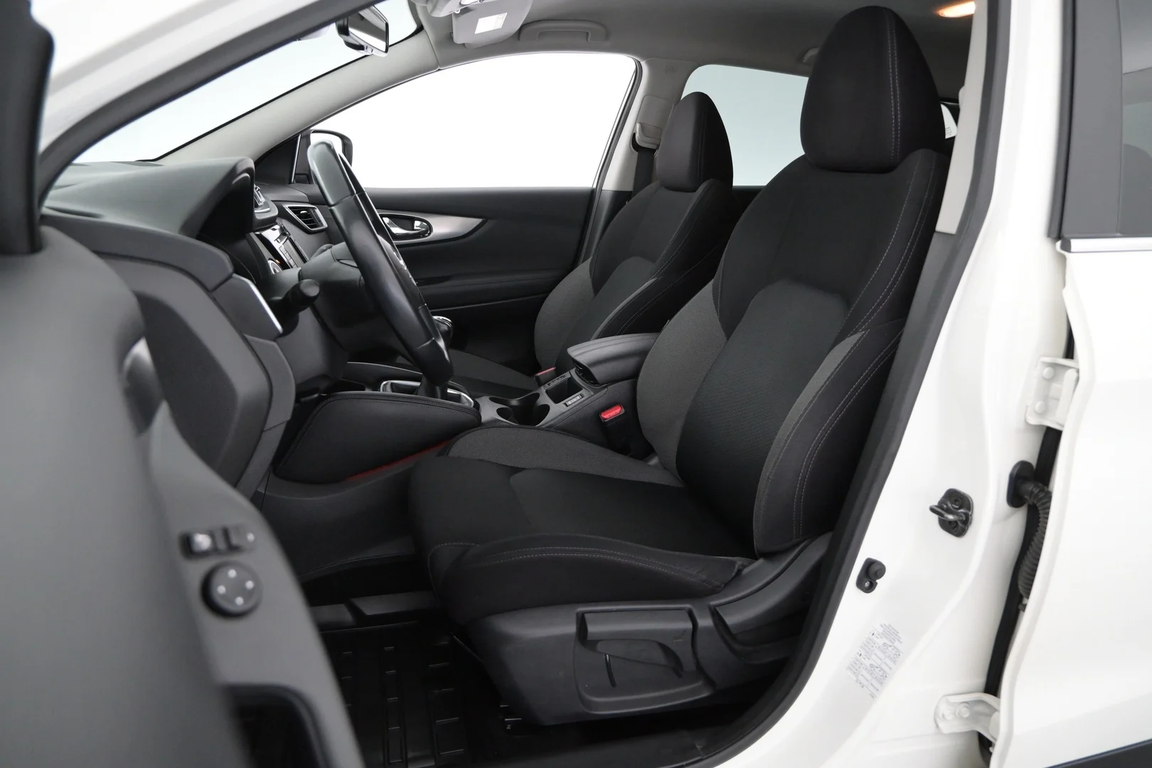 Car Image - 60eMzOs4IfTk0InL9cJWv7