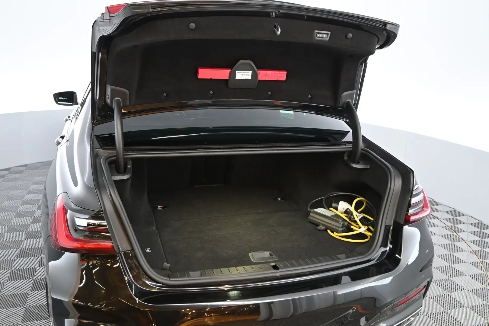 Car Image - 6SmPiGu3f0uVvcStaxfCRD