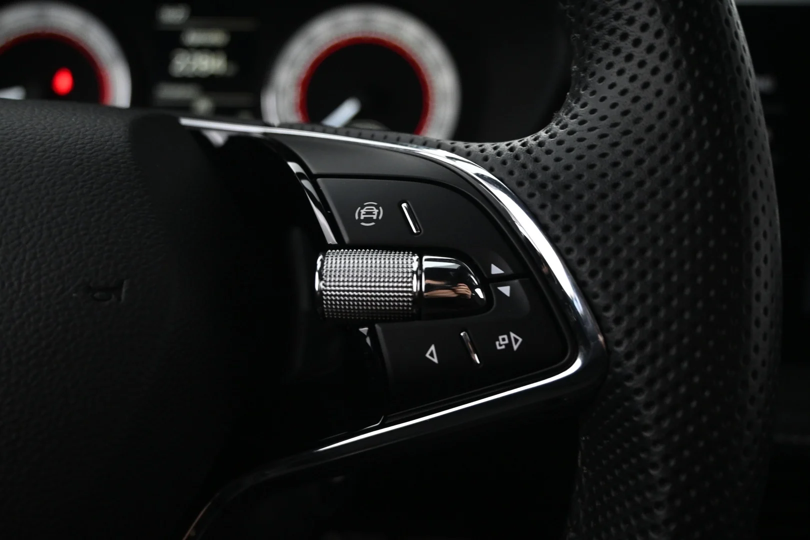 Car Image - 3NhoNcEnXymqNyLQWg5Ozx