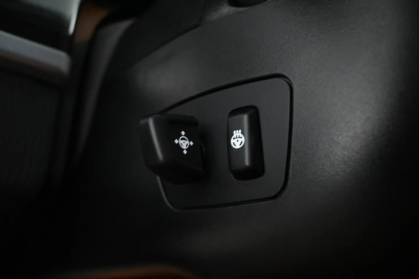 Car Image - 7r9pZni5Zd1iHEk9aHvYr0