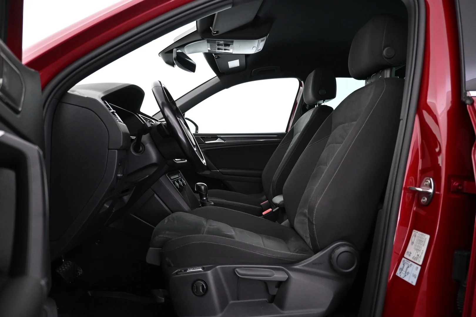 Car Image - 6cMPbRnynJ8N3dvHnqtQ3e
