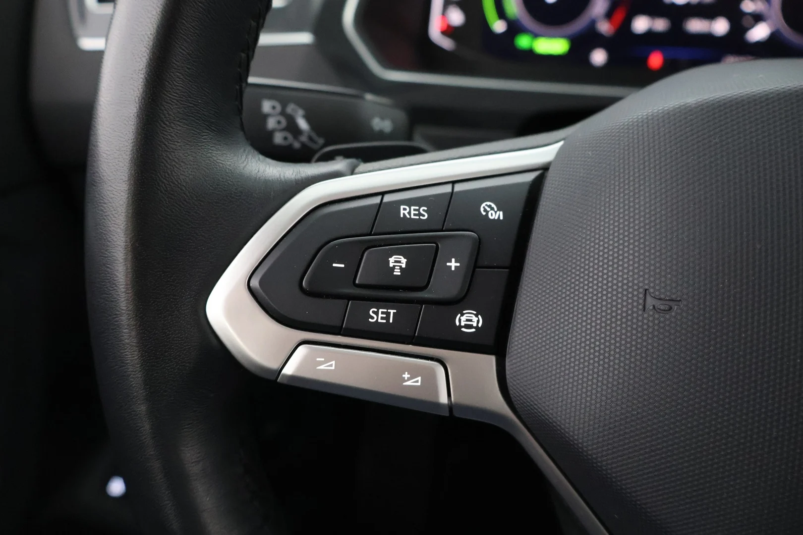 Car Image - 3iuRsQxIUsI2AMWSBKrcfO