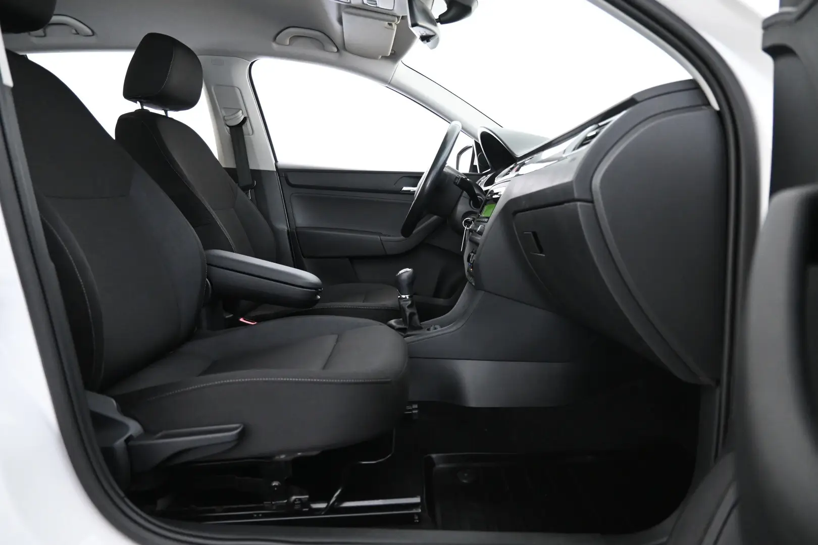 Car Image - 4F5BYQqLp1x2IHsR5lV7FD