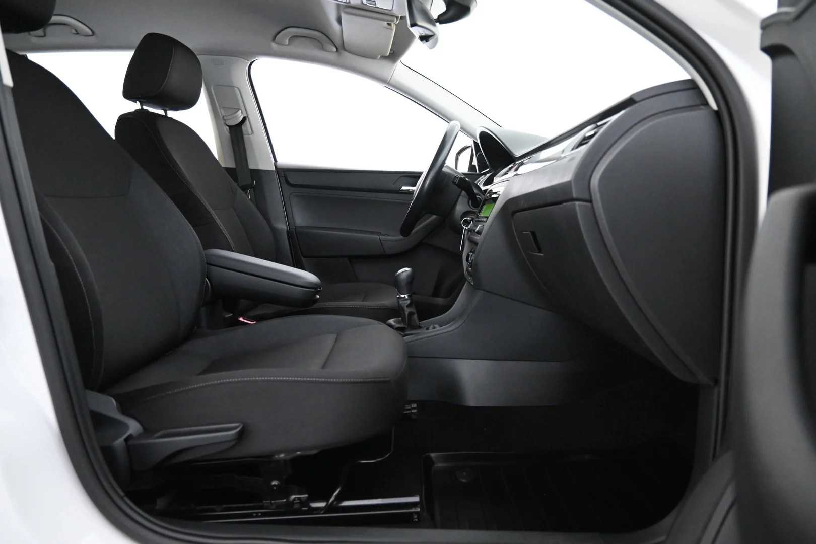 Car Image - 4F5BYQqLp1x2IHsR5lV7FD