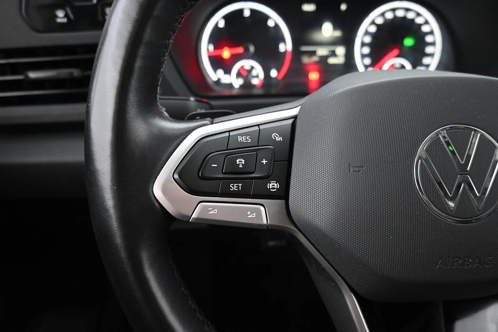 Car Image - 6LsLrnYahxncvRmyKCtAhV