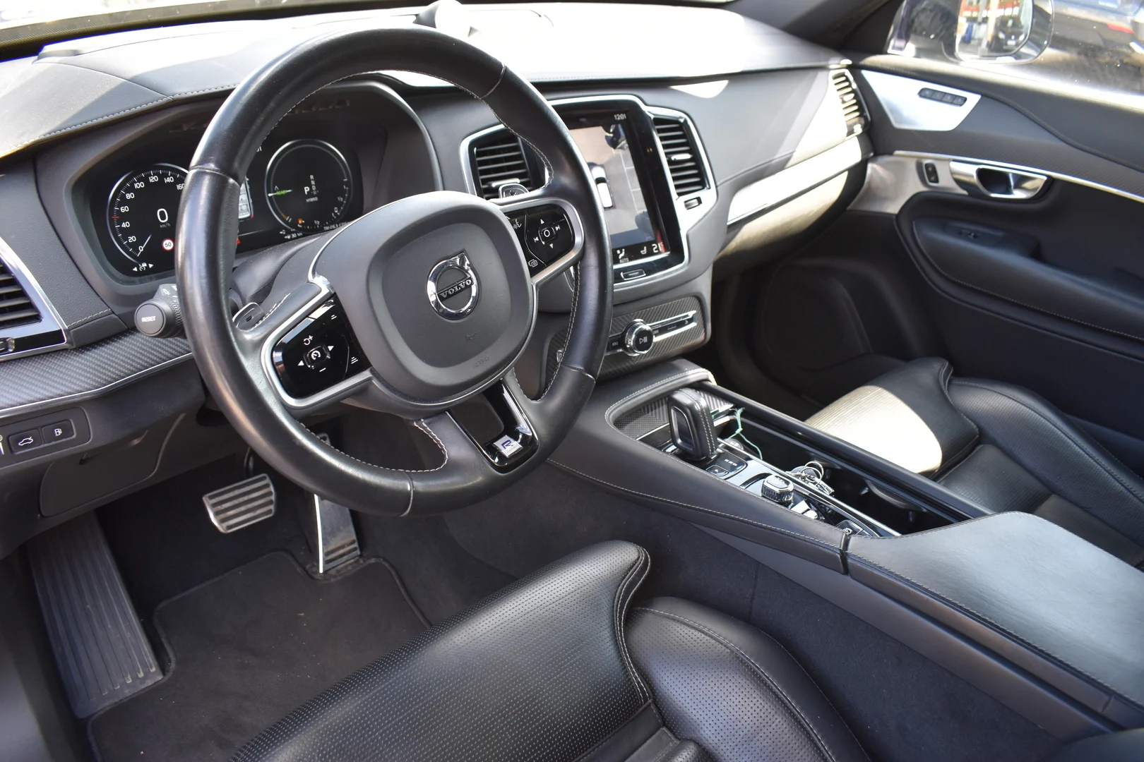 Car Image - c56b0dSqW73kostg4vc6G