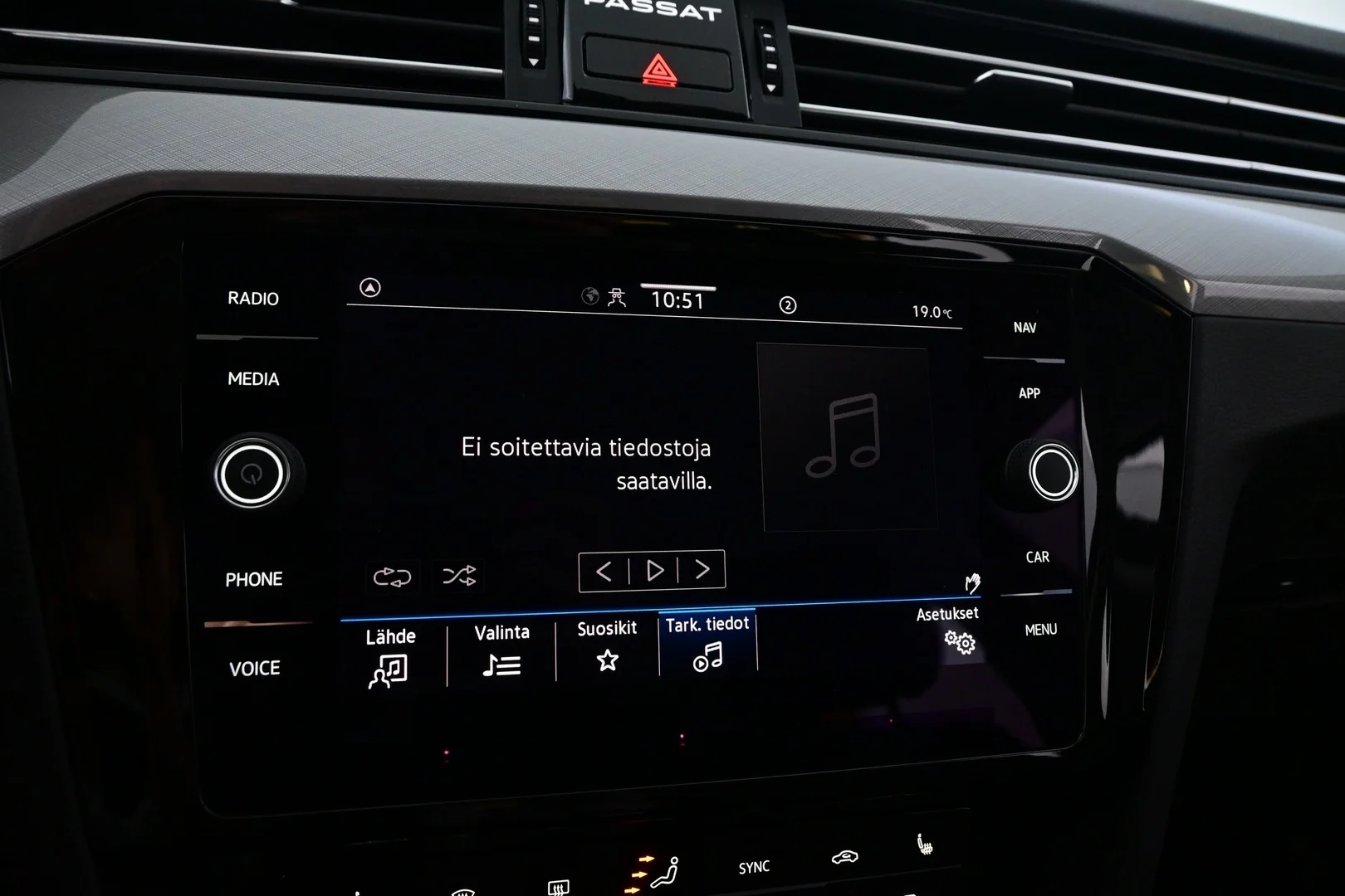 Car Image - NE2QGmWpa3dbhnJ52Z9YL