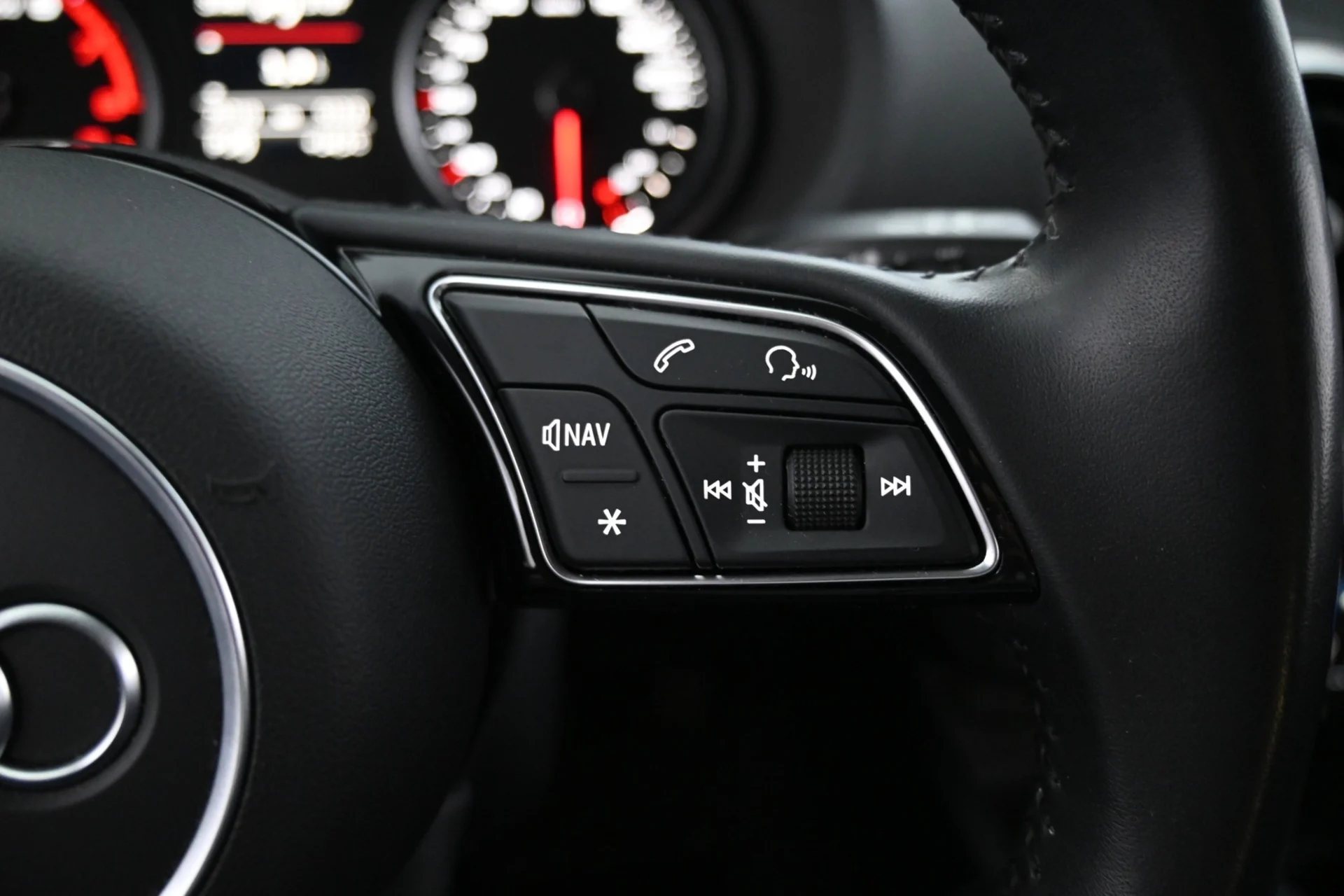 Car Image - OxDdxeDfbuissRTyypvHE