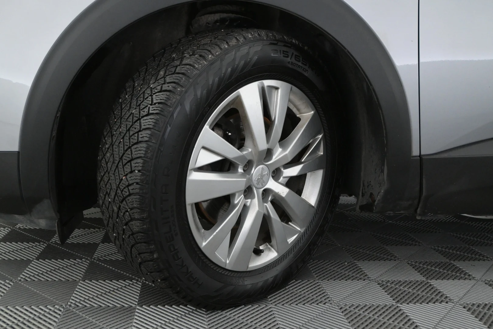 Car Image - 3AFxmMSgORtKZpVlhjvzaL