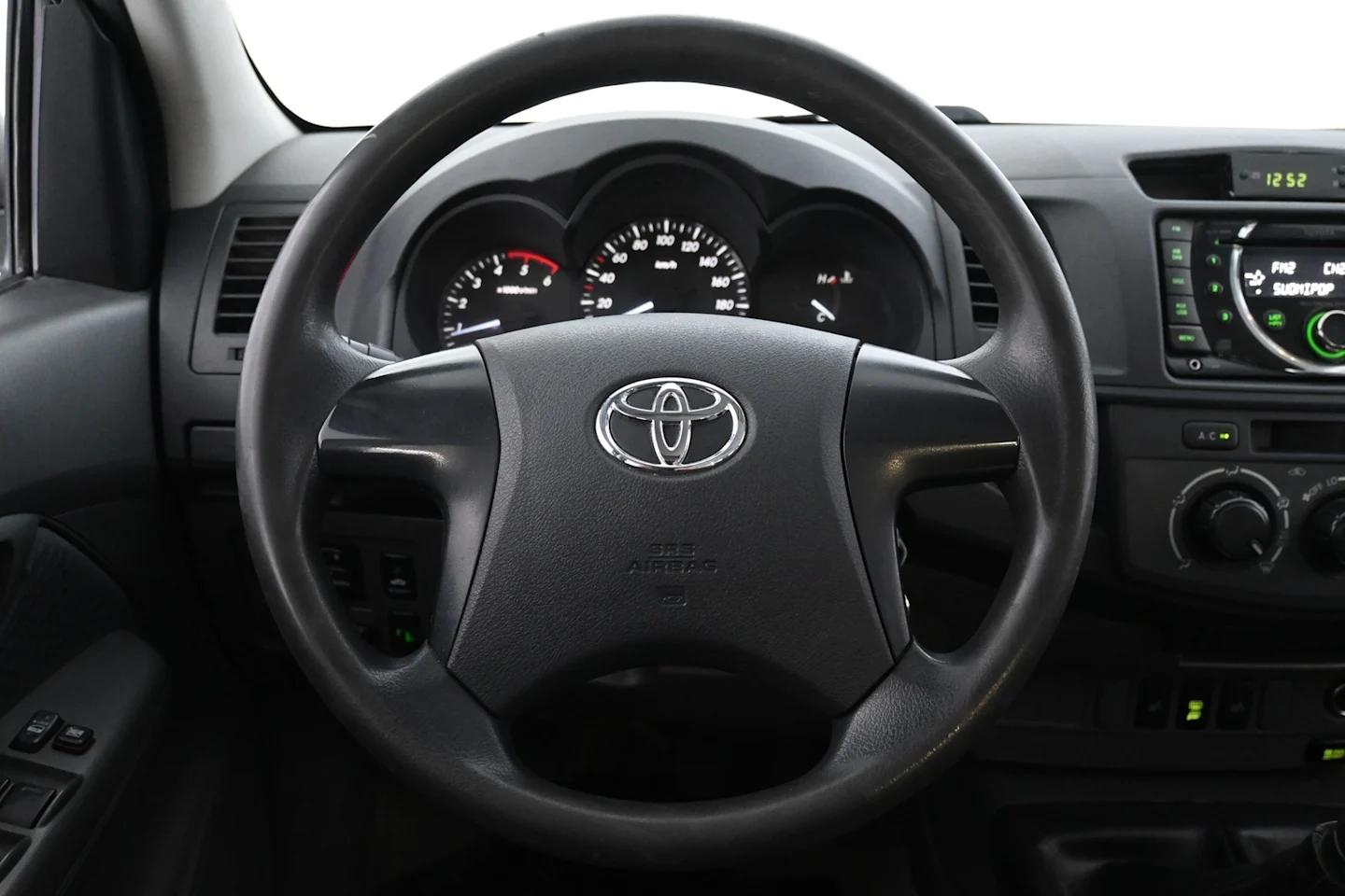 Car Image - 71NycIlHLgzzjBUWrx61h3