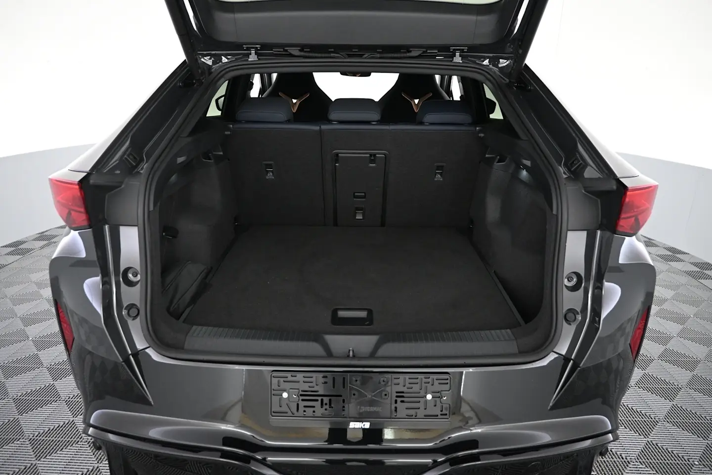 Car Image - 2gioaayQFVvnHTWsln1lnI