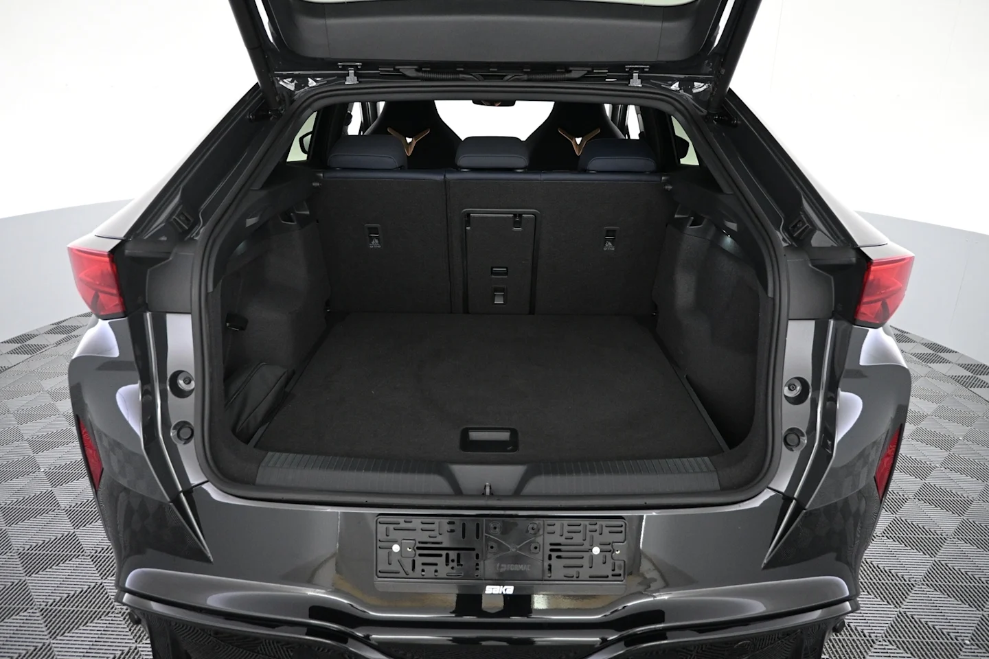 Car Image - 2gioaayQFVvnHTWsln1lnI