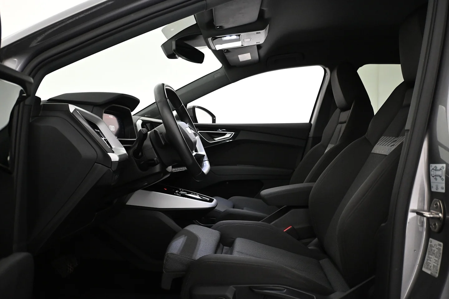 Car Image - 1biCP1kPR6m8JzgfFqo1MF