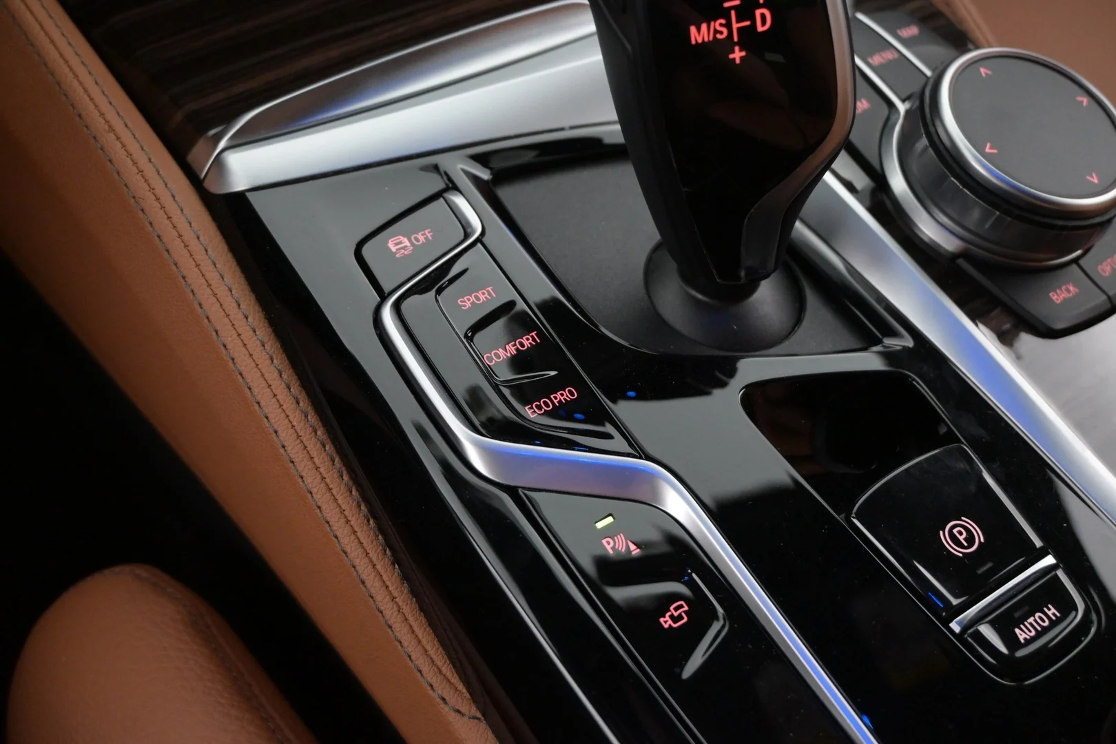 Car Image - 16H21sI5MuBu61agmuszFJ